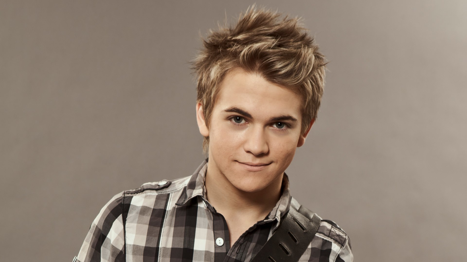 Of hayes hunter pictures Of hayes hunter pictures